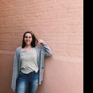 Meet your Posher, Monica